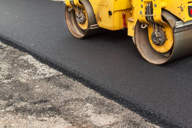 Best Asphalt Driveway Installation  in Richland Hills, TX